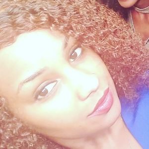 Meet your Posher, Ariel